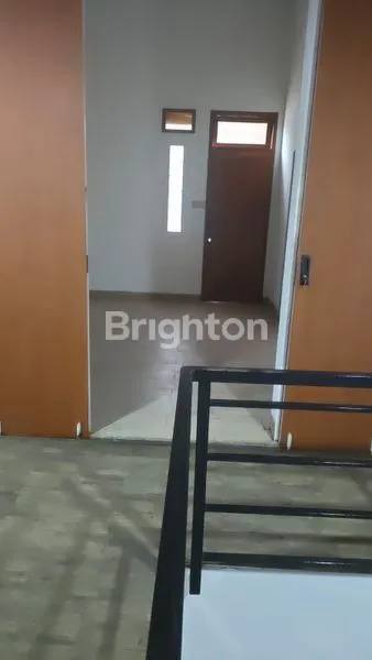 image RUMAH 2 LANTAI, 4KT SEMI FURNISHED DI KOMPLEK BUMI KOPO KENCANA, DEKAT FESLINK (7)