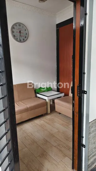 image RUMAH 2 LANTAI, 4KT SEMI FURNISHED DI KOMPLEK BUMI KOPO KENCANA, DEKAT FESLINK (2)