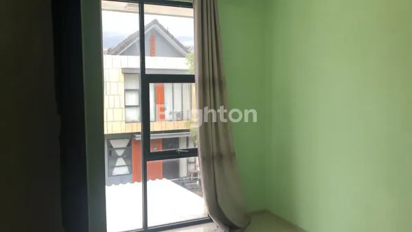 image DUA LANTAI 825 JUTA (5)