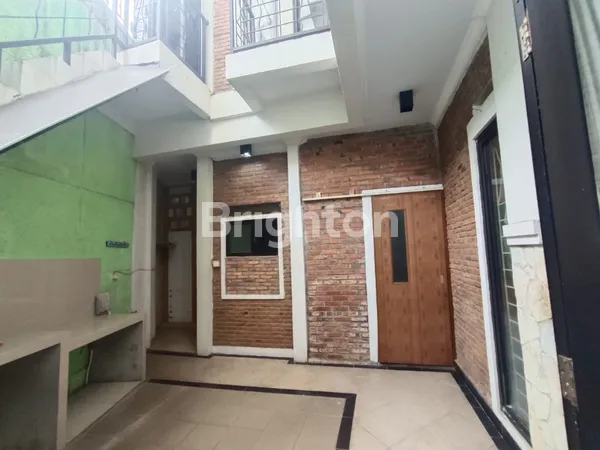 image DIJUAL RUMAH – KOMPLEK FLO RESIDENCE, CIPUTAT TIMUR (2)