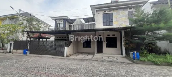 DIJUAL /DISEWAKAN RUMAH MEWAH DI TENGAH KOTA PEKANBARU
