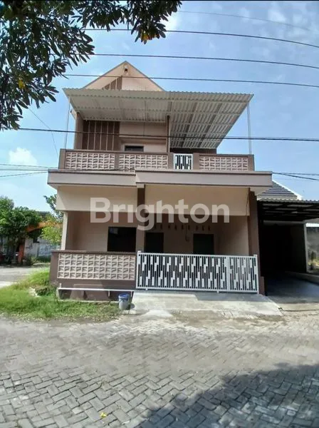image RUMAH 2 LANTAI SIAP HUNI KOTA MOJOKERTO (1)