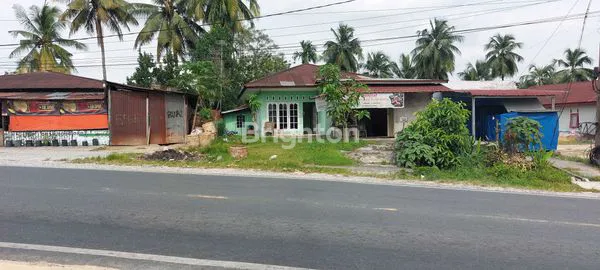 image TANAH STRATEGIS DI JALAN LINTAS TIMUR, MARPOYAN DAMAI (1)
