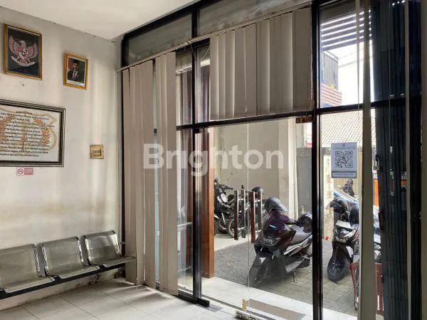 image GEDUNG KANTOR STRATEGIS – PIDADA UBUNG | GATSU BARAT (6)