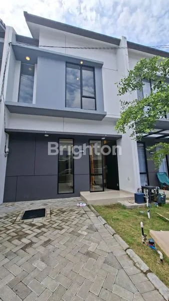 image RUMAH 2 LANTAI BY PT TAMAN TIMUR DENGAN LOKASI MEPET SURABAYA  (1)