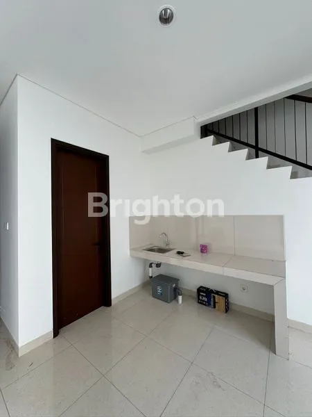 image RUMAH 2 LANTAI DESIGN MODERN TROPIS DI SUMMARECON BOGOR (3)