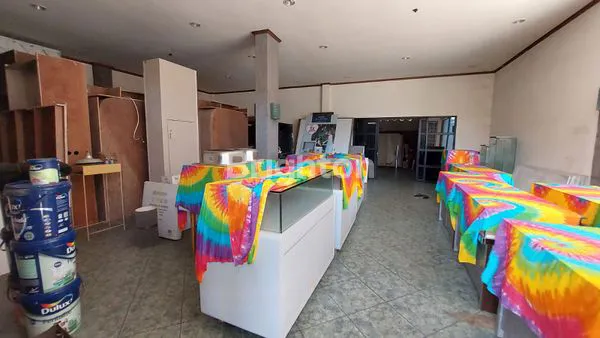 image DISEWAKAN RUKO EKSKLUSIF 2 LANTAI – SUPER STRATEGIS & RAMAI! # PILIHAN TERBAIK UNTUK BISNIS BESAR & INVESTASI SERIUS  (5)