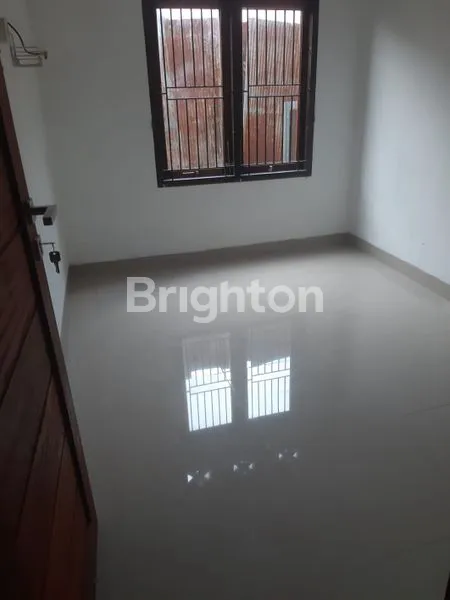 image RUMAH TERAWAT SIAP HUNI LINGKUNGAN NYAMAN  (3)