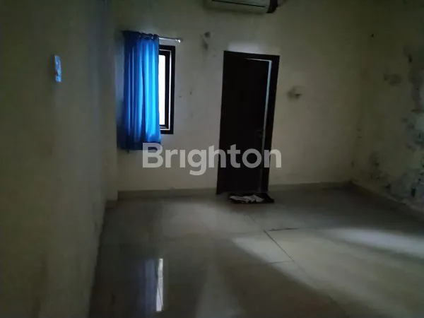 image RUMAH 2 LANTAI DI JALAN UTAMA DENPASAR BARAT (7)