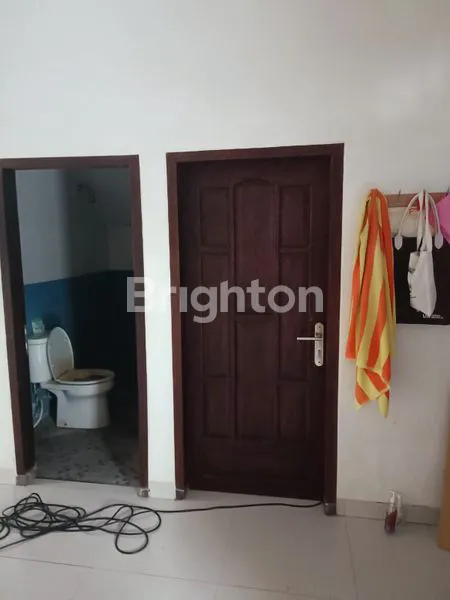 image RUMAH 2 LANTAI DI JALAN UTAMA DENPASAR BARAT (8)