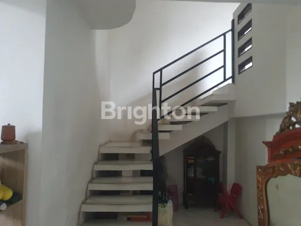 image RUMAH 2 LANTAI 274M2 DI KEBON SIRIH, MENTENG, JAKARTA PUSAT, SHM (4)