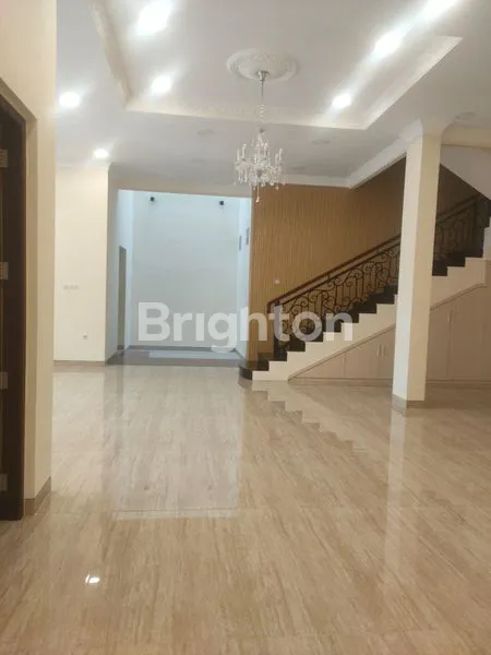 image DISEWAKAN RUMAH BRAND NEW MEWAH DI BSD (3)