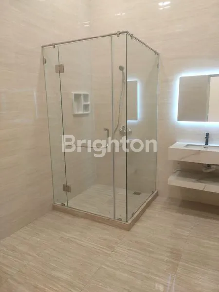 image DISEWAKAN RUMAH BRAND NEW MEWAH DI BSD (8)