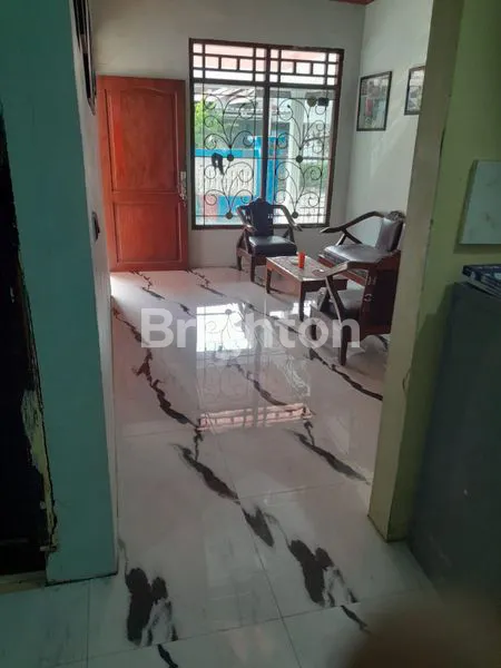 image DISEWAKAN RUMAH DI REWWIN WARU SIDOARJO (1)