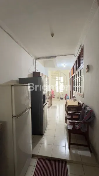 image RUMAH MEWAH 2 LANTAI DI SUKALUYU, DEKAT GEDUNG SATE (7)