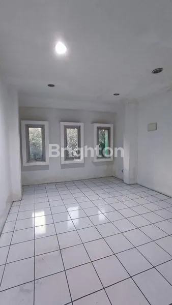 image RUKO 4 LANTAI STRATEGIS DI CIDENG JAKARTA PUSAT (5)