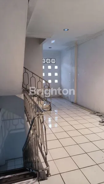 image RUKO 4 LANTAI STRATEGIS DI CIDENG JAKARTA PUSAT (6)