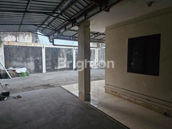image RUMAH STRATEGIS DI SETURAN, DEKAT KAMPUS UPN (3)