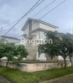 image RUMAH DIJUAL DI PERUM MOUNTAIN BOULEVARD (2)