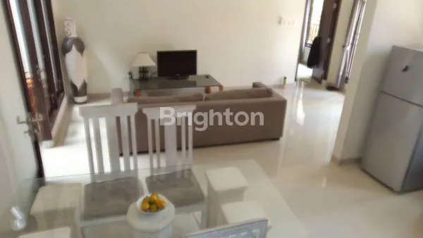 image DISEWAKAN RUMAH DI JALAN KESAMBI,  3 KAMAR TIDUR (6)