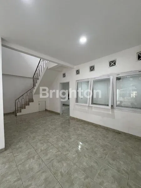 image RUMAH FULL RENOVASI SIAP HUNI DI BEJI PERMAI DEPOK (3)