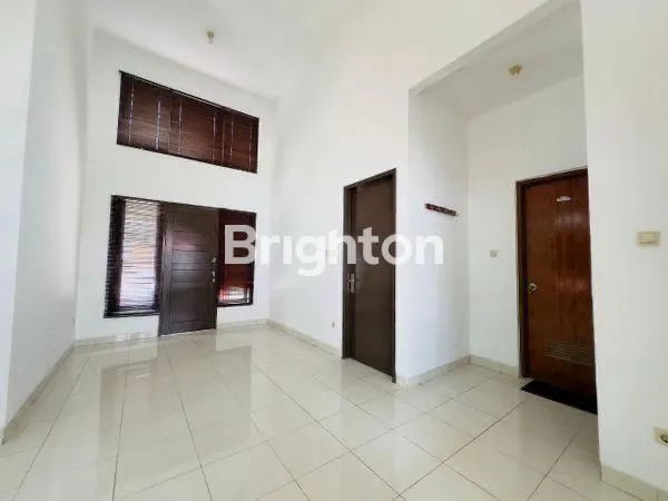 image DISEWAKAN RUMAH HOOK KEMANG PRATAMA SIAP HUNI (4)