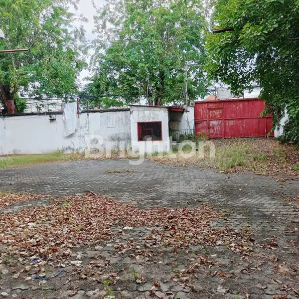 image SEWA GUDANG LUAS 1650M², LOKASI TANDES (2)