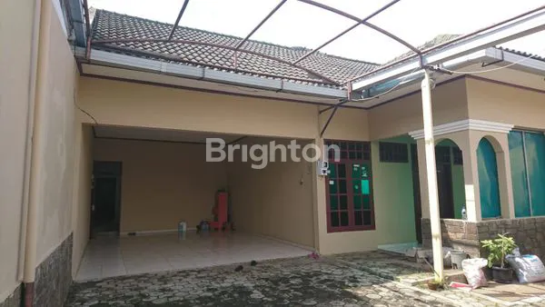 image RUMAH MINIMALIS DI BANYUMANIK SEMARANG (2)