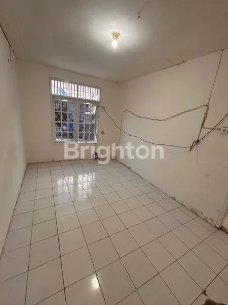 image RUMAH SIAP HUNI DI DEKAT STADION BATAKAN (4)