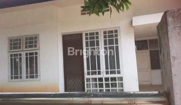 DIJUAL CEPAT,,RUMAH BAGUS SIAP HUNI DI VILLA MELATI MAS  BLOK SR SERPONG UTARA TANGERANG SELATAN