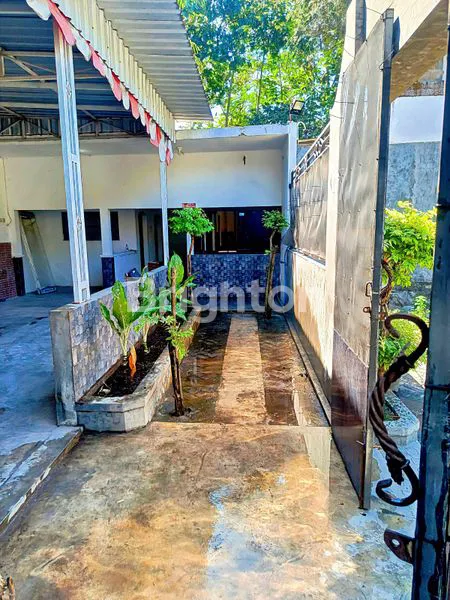 image RUMAH - RESTO BEBEK (5)