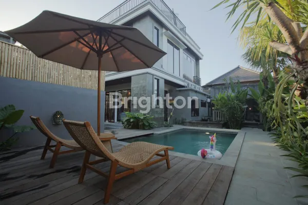image VILLA MODERN 3 LANTAI FURNISHED DI ABIANBASE MENGWI – HUNIAN NYAMAN & POTENSI INVESTASI MENJANJIKANVILLA MODERN 3 LANTAI FURNISHED DI ABIANBASE MENGWI – HUNIAN NYAMAN & POTENSI INVESTASI MENJANJIKAN (7)