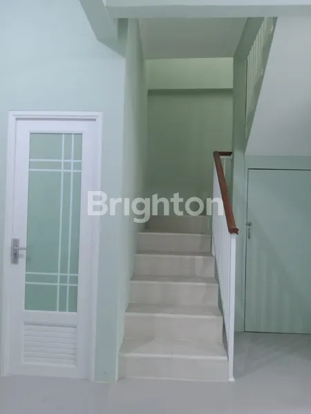 image RUMAH 2 LANTAI MODERN MINIMALIS DI VILLA MUTIARA BOGOR 1 – LT 60 M² LB 80 M², 2 KT, HARGA 560 JUTA (4)