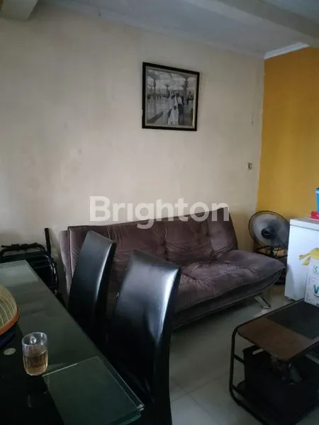 image RUMAH 3 LANTAI  SIMO DEKAT KAMPUS WIJAYA KUSUMA, MARGOMULYO, BANYUURIP SURABAYA ( K 330 ) (3)