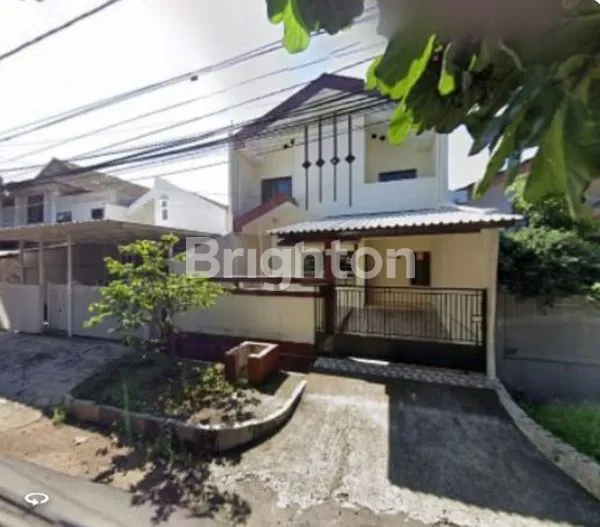 image RUMAH IMPIAN DI LOKASI STRATEGIS DI DUTA PAKUAN BOGOR HANYA SELANGKAH KE PINTU TOL JAGORAWI (8)