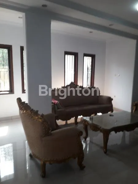 image RUMAH MEWAH 2 LANTAI FULLY-FURNISHED DI RIVER VALLEY BOGOR (3)