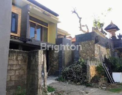 image RUMAH BESAR 2 LANTAI DI AREA STRATEGIS TEUKU UMAR (1)