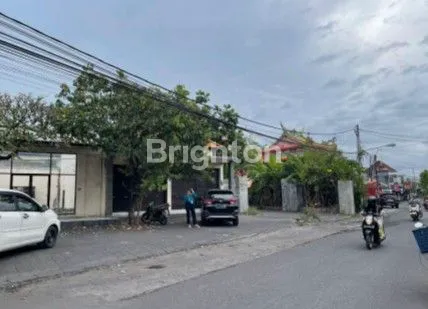 image RUMAH +TOKO +GUDANG LOKASI STRATEGIS DI SESETAN (2)