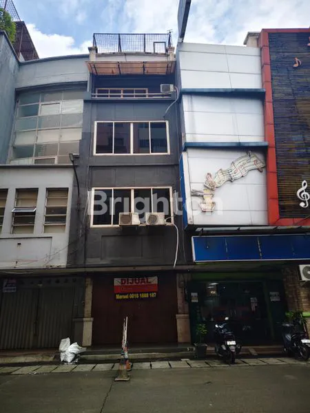 RUKO 5 LANTAI DI MUTIARA TAMAN PALEM, CENGKARENG TIMUR, JAKARTA BARAT