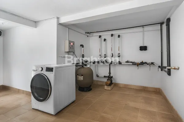 image LUXURY VILLA EKSKLUSIF DI BUKIT BALI – PANORAMIC ROOFTOP, PRIVATE POOL & HOME THEATER (2)