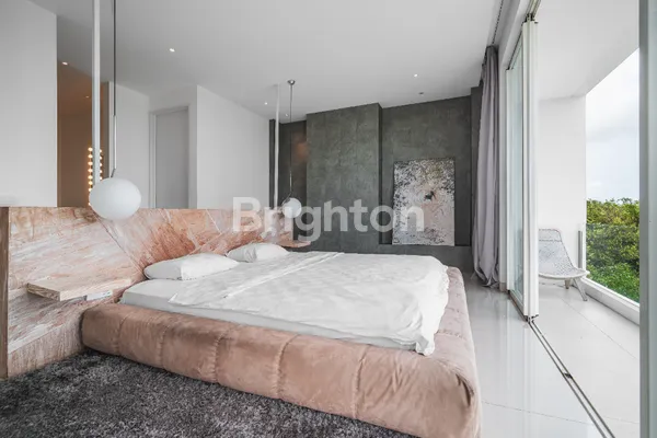 image LUXURY VILLA EKSKLUSIF DI BUKIT BALI – PANORAMIC ROOFTOP, PRIVATE POOL & HOME THEATER (5)