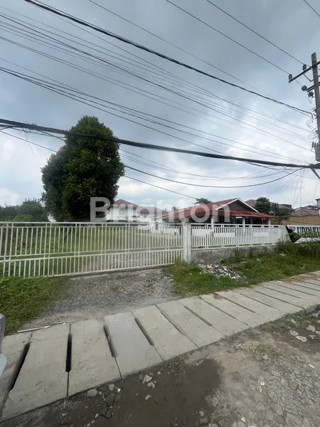 image TANAH LUAS & BANGUNAN LOKASI STRATEGIS BUNGA CEMPAKA MEDAN SELAYANG (3)