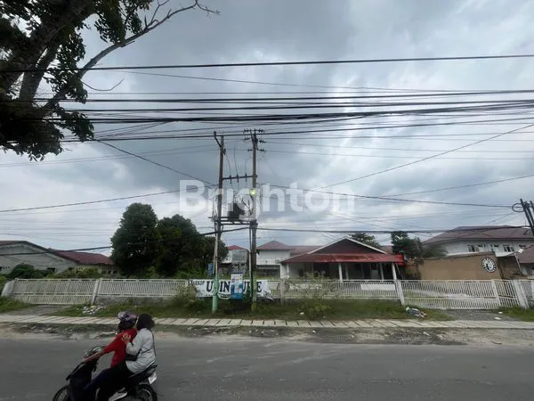 image TANAH LUAS & BANGUNAN LOKASI STRATEGIS BUNGA CEMPAKA MEDAN SELAYANG (1)