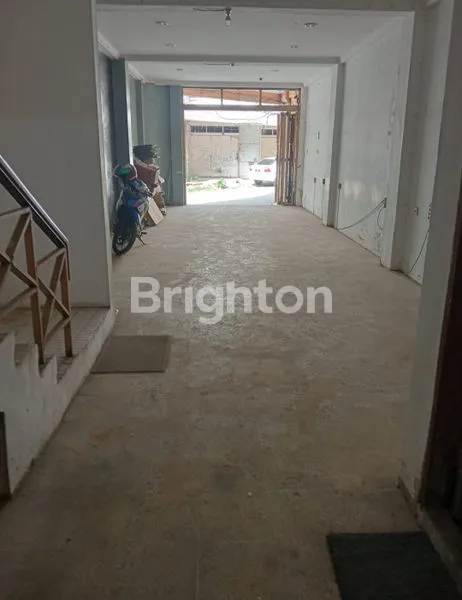 image RUKO MURAH BLONG AREA LOKASI STATEGIS TENGAH KOTA  JLN.KEBONJADI  BANDUNG (1)