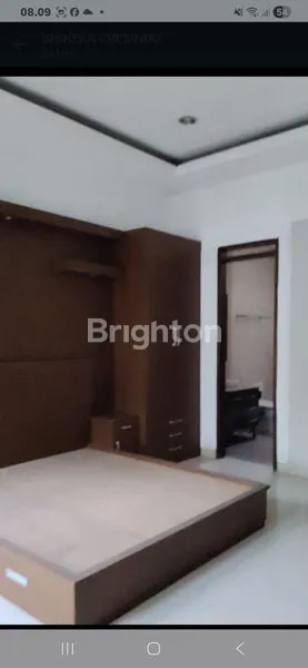 image RUMAH MEWAH 2 LANTAI DI BATUNUNGGAL, LT 307M² (5)