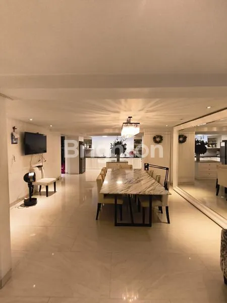 image RUMAH MEWAH 2 LANTAI DI SUNTER PARADISE, LT 160M² (8)