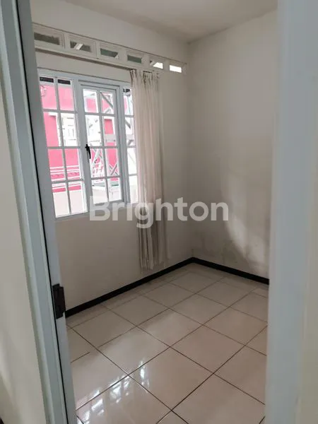 image DI JUAL RUMAH DALAM GANG (2)
