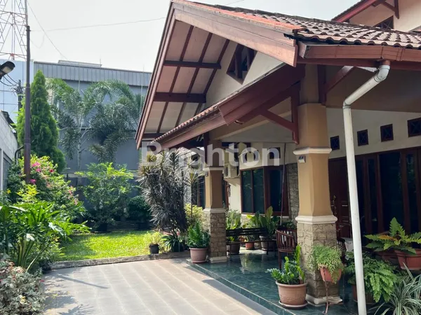 image DIJUAL RUMAH BESAR TANAH LUAS – JATIMAKMUR, PONDOK GEDE (SHM) (1)