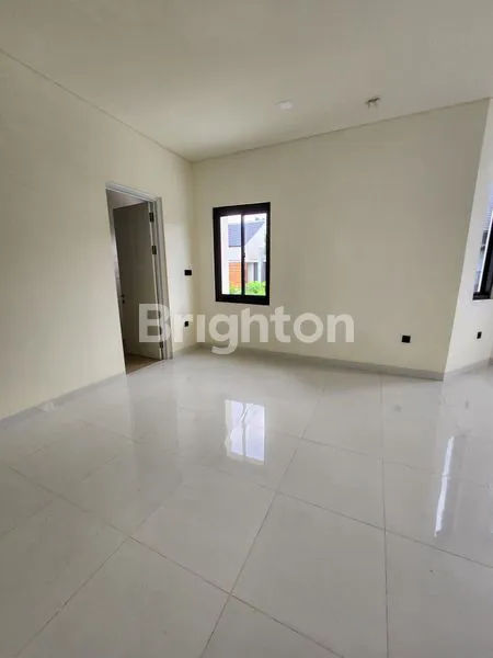 image DI JUAL RUMAH SIAP HUNI DI BSD (7)
