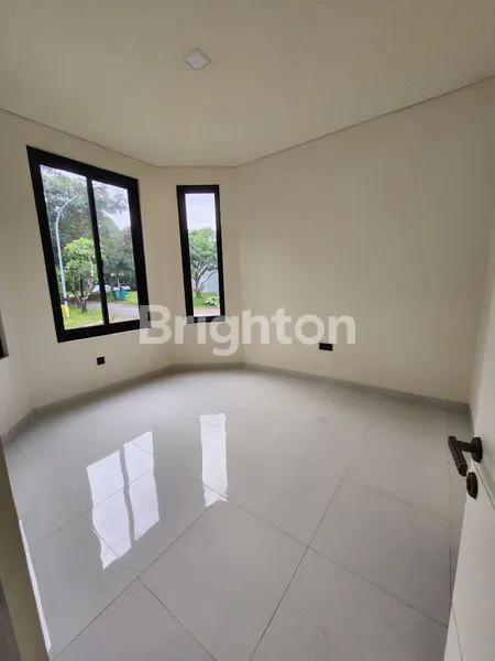 image DI JUAL RUMAH SIAP HUNI DI BSD (5)